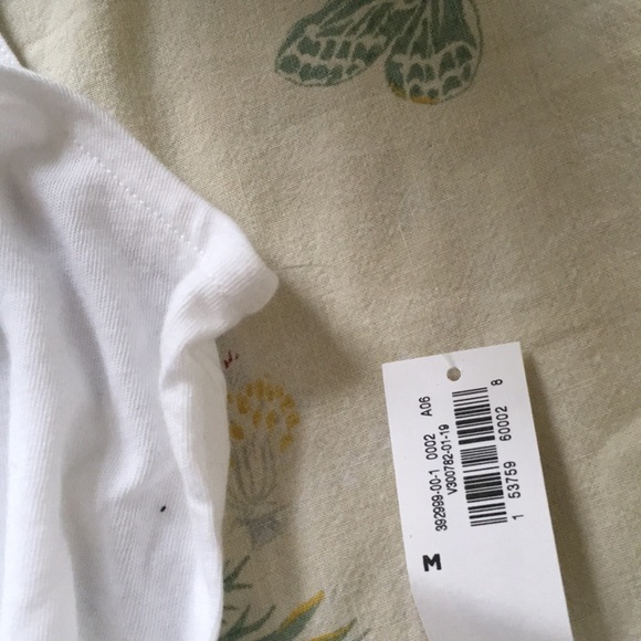 Basic White Tank Top - Picture 3 of 3